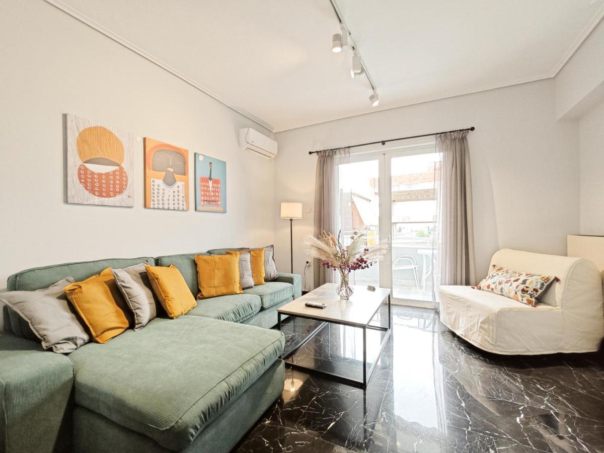 Apartment Etolou E3 - By *